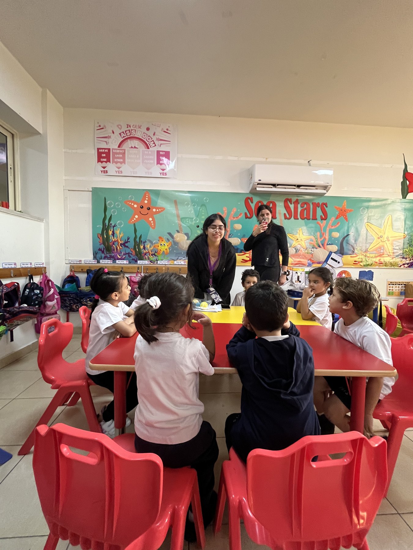 Students at a GMind activity